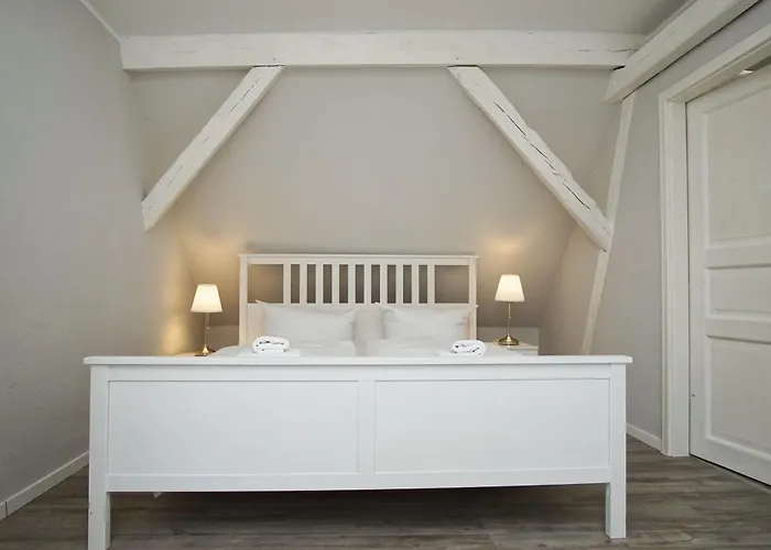 Nah Am Meer, Ruhige Lage, Gratis Nutzung Vom Ahoi Erlebnisbad Und Sauna In Sellin - Haus Buednerstube 4 アパート ミデルハーゲン